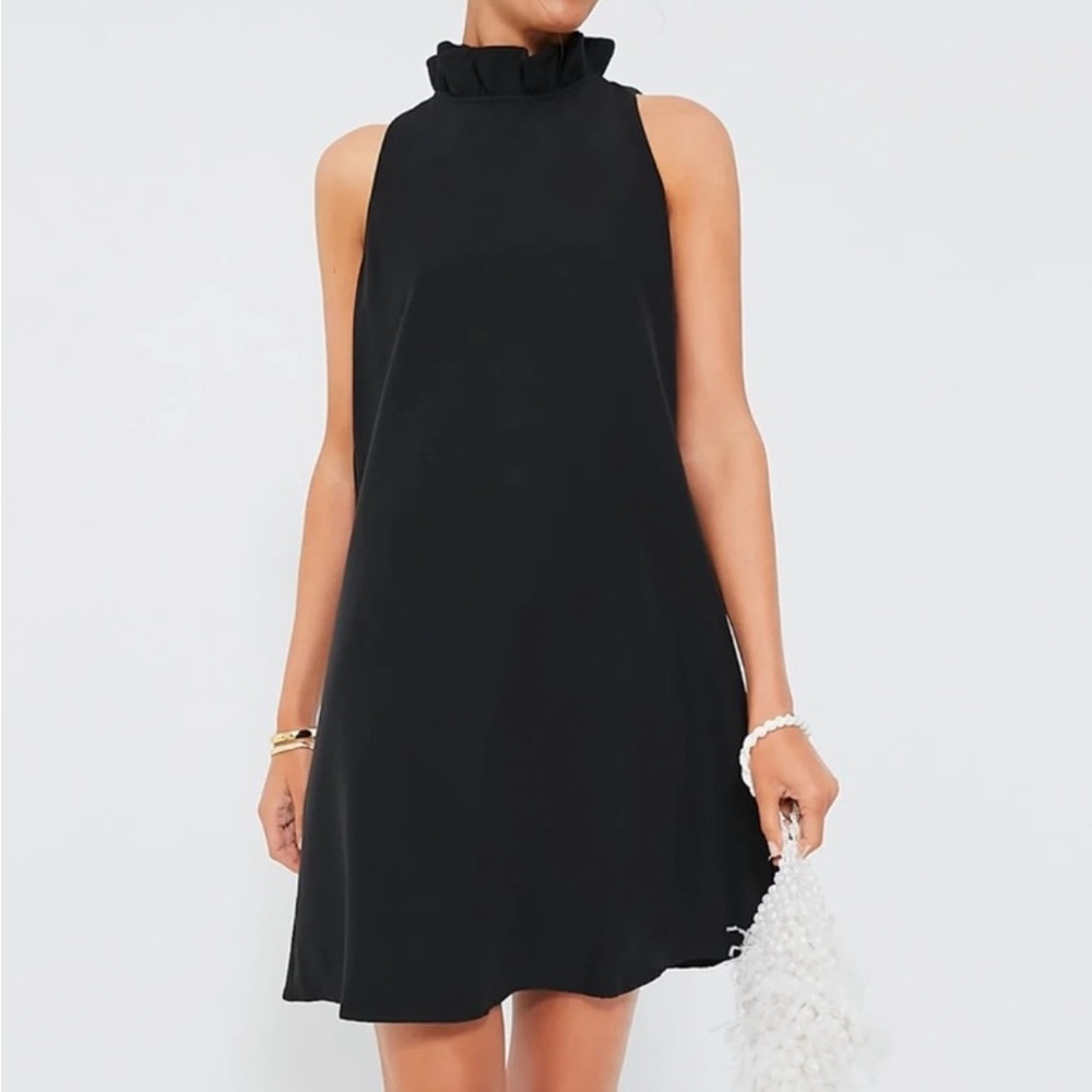 Pomander Place Sleeveless Bow Dress View 4